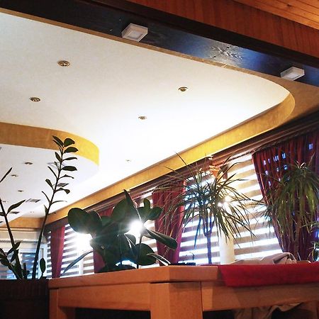 Hotel Derby Orasje 외부 사진